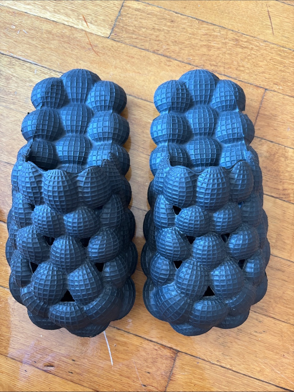 Vibram Black Textured Foam Foot Rocker Pair